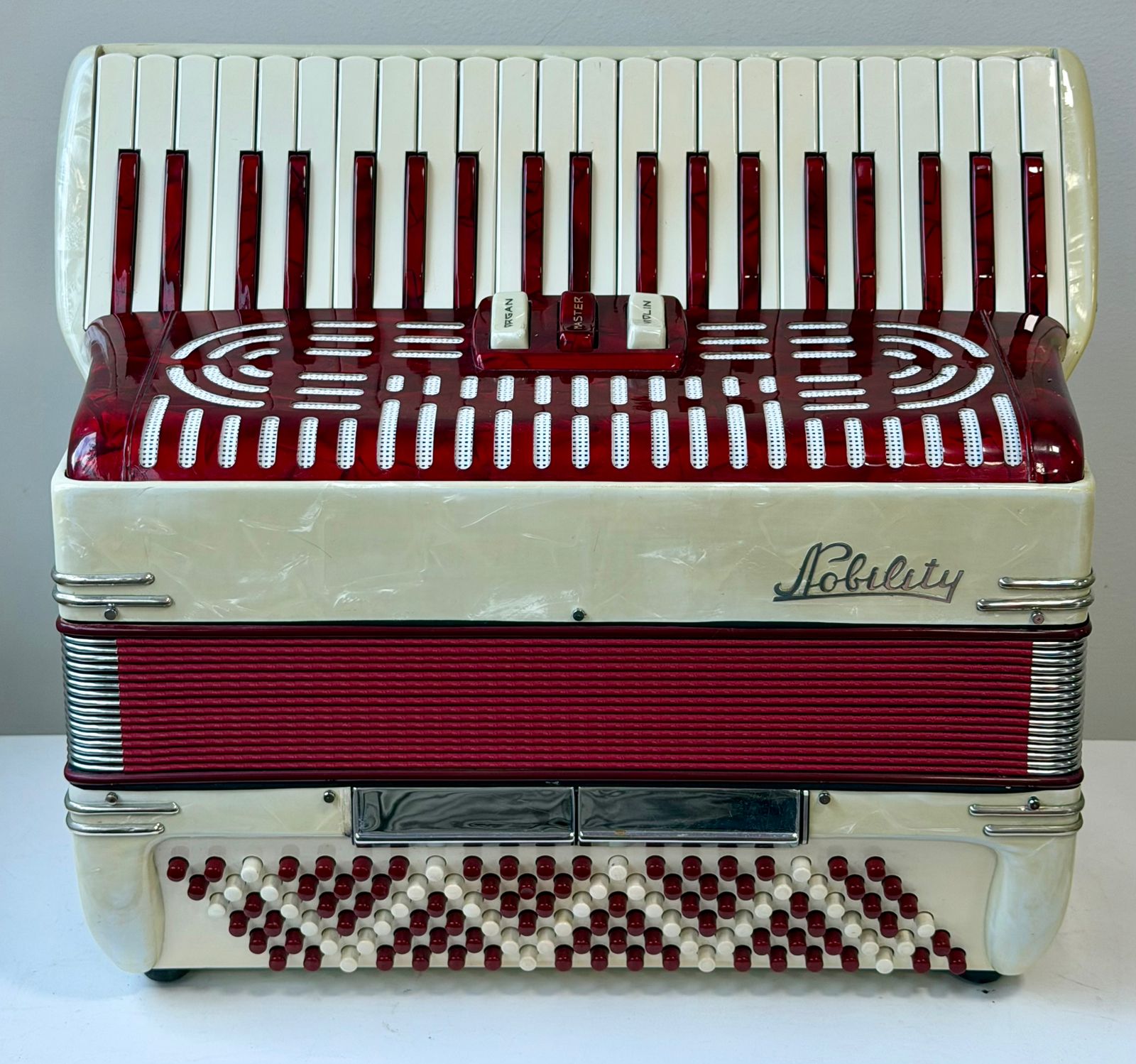 ACORDEON NOBILITE